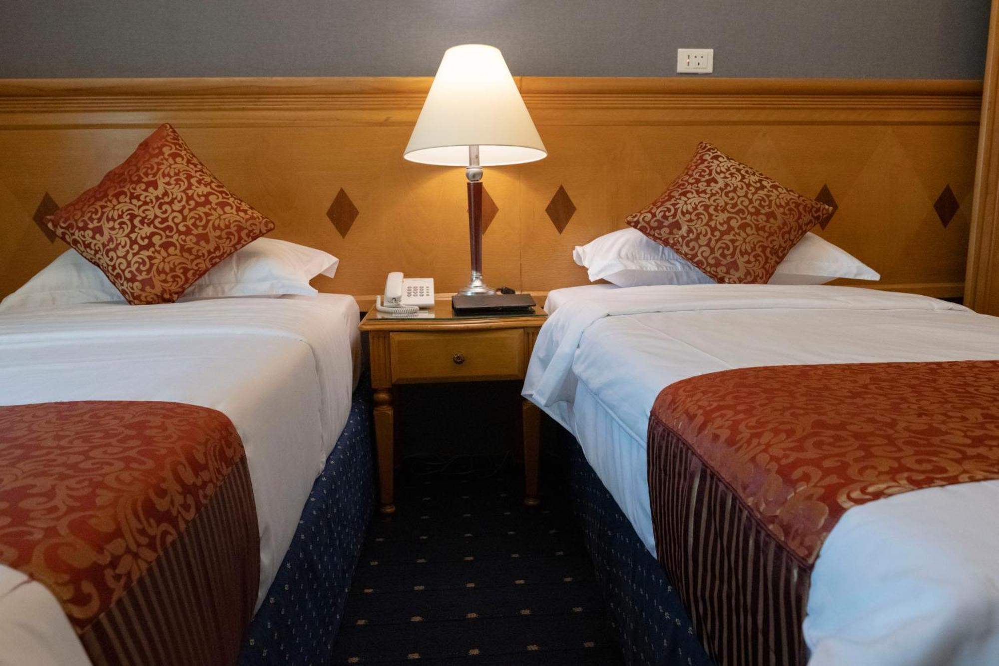 فندق المروج كريم Almorooj Kareem Hotel Джедда Экстерьер фото