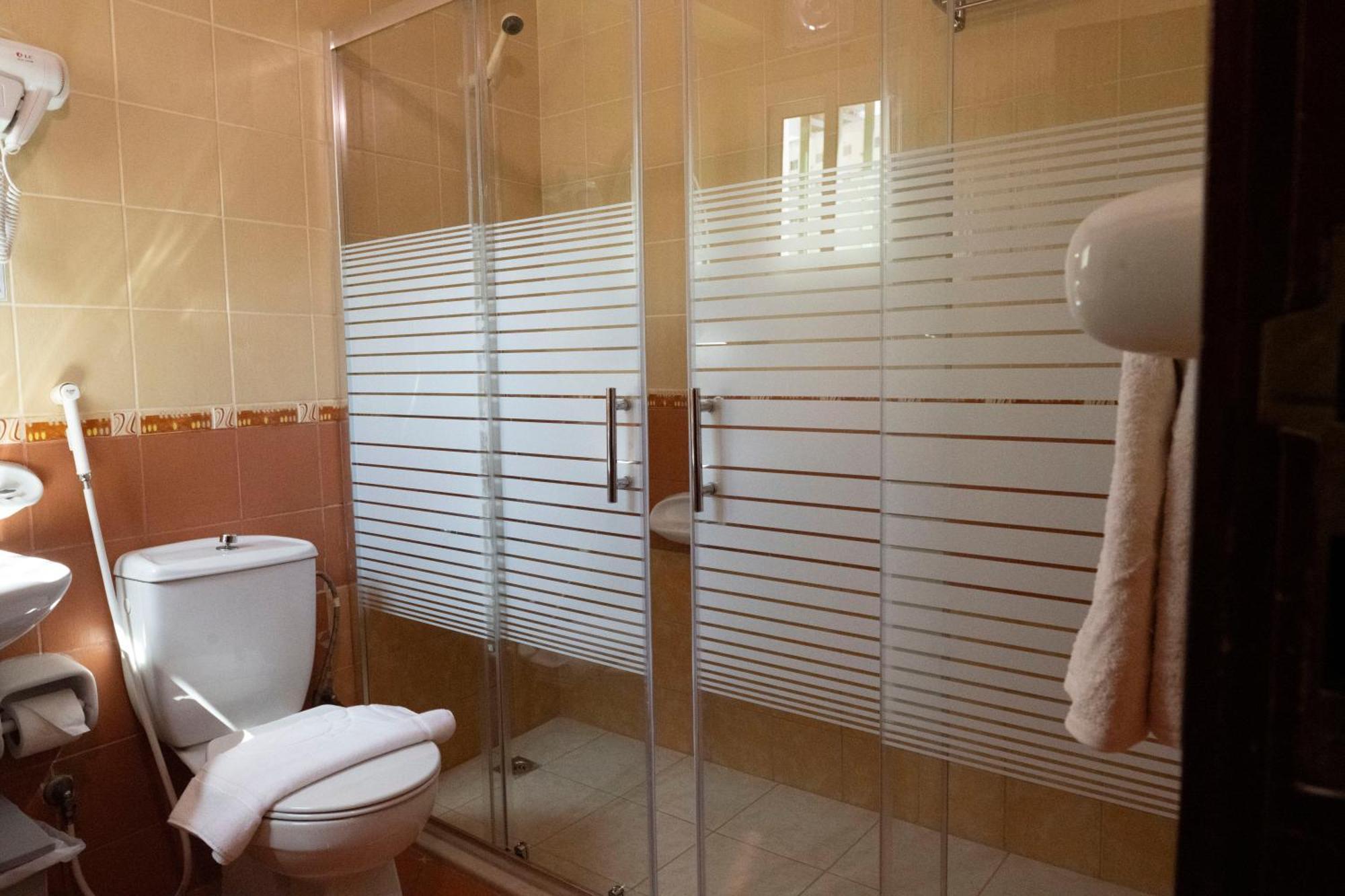 فندق المروج كريم Almorooj Kareem Hotel Джедда Экстерьер фото